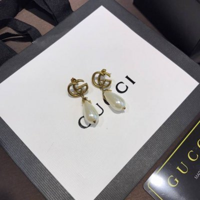 Gucci 古驰 珍珠双G耳钉 经典复古文艺范儿 完美修饰脸型 精选正品一致黄铜材质搭配S925纯银针