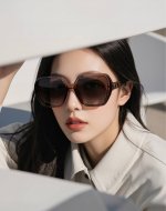 Dior-迪奥 2025开春新款 潮流爆款 时尚方框偏光太阳镜 高品质 佩戴舒适 网红潮款墨镜 女士高清加厚偏光太阳镜 高品质Tr镜框 型号：Cd2512