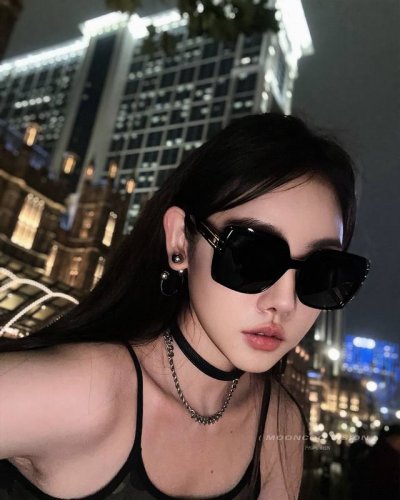 p100 【Dior-迪奥】2025开春新款 潮流爆款 时尚方框偏光太阳镜 高品质 佩戴舒适 网红潮款墨镜 型号：D5909