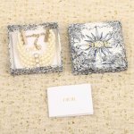 208615 我们出品 Zp8060，量大咨询客Fu D 多镜面双层珍珠手链 太绝太美太仙啦一眼心动的设计！墙裂安利！D超级少见的风格四层珍珠设计！比较宽版的设