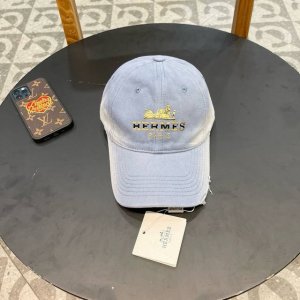 新款出货 HermèS 爱马仕 最新款原单棒球帽，拼色H，正品开模订制，原版透气帆布面料+原厂精钢调节扣，做工细致，时尚帅气质量超赞！