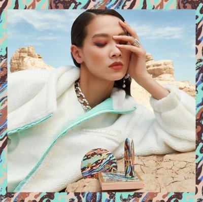 高端品质 Mac限定敦煌文化口红2天左右出货！Marrakech# Ruby Woo# Sultry Move#三色齐，产品色系与五彩的丹霞地貌呼应，以极具寓意