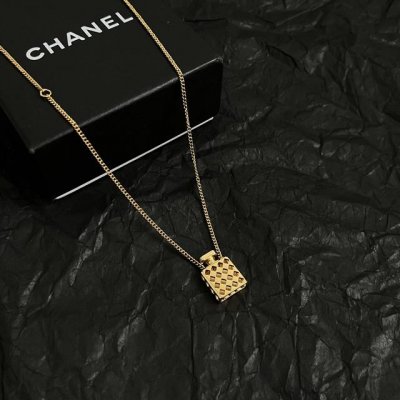 Chanel香奈儿 中古 项链小香家的款式真心无需多介绍每一款都超好看，精致大方，非常显气质。31