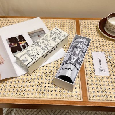 Chanel 香奈儿 新款爆款五折手动折叠晴雨伞 选用台湾进口Uv防紫外线伞布 原单代工级品质