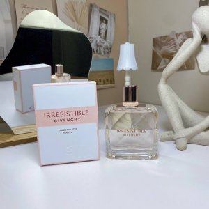 高品质/140 纪梵希倾城之恋清新麝香淡香水80Ml 清冷花香麝香调万人迷释放自我