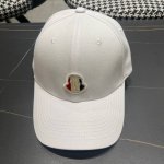 盟可睐 Moncler 蒙口Logo 棒球帽 素颜神器必备款 平时搭配卫衣T恤都很帅！ 不洗头的日子全靠这顶帽子了~