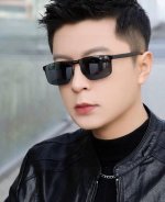 p120 Gucci 男款炫彩飞行员偏光太阳镜 材质：高清尼龙加厚卡槽高清偏光镜片 无边框镜架颜型号：G2228