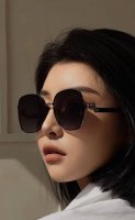 Chanel 香奈儿 2025新款山茶花潮流爆款 时尚圆框高清偏光太阳镜 佩戴舒适 网红潮款墨镜 型号 Ch6638