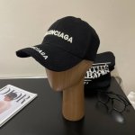 Balencia*A 巴黎世家新款棒球帽 现货秒发 简约时尚超级无敌好看的帽子！情侣款！原单货比起其他帽子的优势，