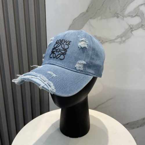loewe罗意威 新款 水洗做旧破洞牛仔布棒球帽 新推出洗水牛仔系列，休闲百搭 衣橱搭配神器