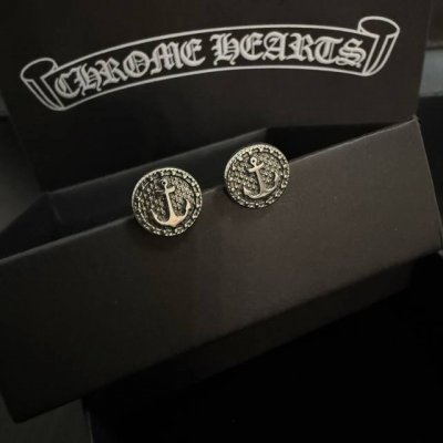 新款 专柜品质 Chrome Hearts 克罗心耳钉 进口电镀工艺 精工 正品开模潮流时尚必备 男女均可佩戴 情侣款同款 摇滚朋克泰银风格 复古元素 潮流百搭
