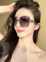 Dior-迪奥 2025开春新款 潮流爆款 时尚方框太阳镜 高品质 佩戴舒适 网红潮款墨镜 型号：D7230
