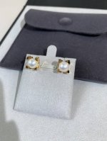 p价 ， 6Mm，8Mm 牛头珍珠耳钉 ，超品质Cnc工艺 牛头耳钉，珍珠6 8Mm极品花珠品质Akoya，天女级别极品珍珠的光泽真的是没的说，不加滤镜不打光，