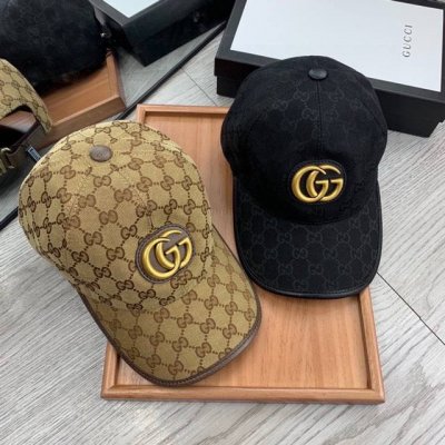 g家。正面大G金属 超A品质 最新款！时尚潮流，高端做工！每一个帽子都是用心之作！牛津材质！头层牛皮！配盒子、防尘袋、卡片！非一般的品质，细节也很重要。真皮帽钉