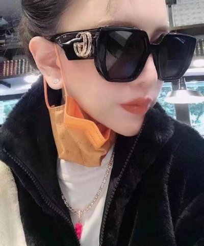 P90 Gucci古奇 大框原版电镀 镜腿双 G 大Logo，百搭大爱款，众多欧美明星热爱佩戴 S