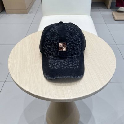 Loewe罗意威 新款 破洞棒球帽 新推出洗水牛仔系列，休闲百搭 衣橱搭配神器