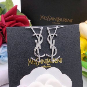 编号Yed0058金色 编号Yed0059银色 Ysl*最新款光面耳钉 一致Zp黄铜材质