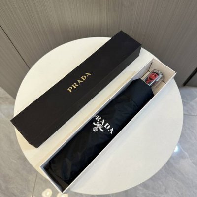 p80 普拉达（Prada）透明手柄 夏季新款 全自动折叠晴雨伞 黑色涂层防晒有效阻隔紫外线99%，Upf>50 所以能起到伞下体感降温的效果！ 有效隔热，高效