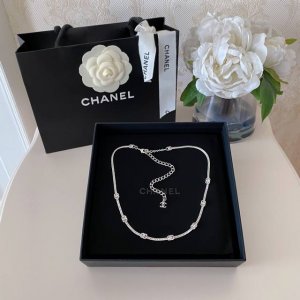 p80 高品质 细节如图 0900120淡金色，银色！【香 蛇骨7花 蛇骨项链/Choker】这一季简直就是神操作！2024B 骨链 古希腊掌管叠戴的神金银都入