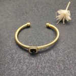 上新。David Yurman 4Mm黄金色四方钻纽线黑钻手镯。建议适合佩戴的手围15-20Cm 编号Dysz-194