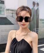 p90 【Dior】2025开春新款 潮流爆款 时尚方框偏光太阳镜 高品质 佩戴舒适 网红潮款墨镜 女士高清加厚偏光太阳镜 高品质Tr镜框 型号：Cd9781