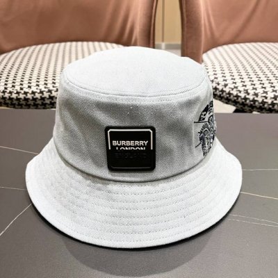 巴宝莉Burberry 2025原单新款牛仔渔夫帽 经典战马简约刺绣原单新品 超喜欢火爆