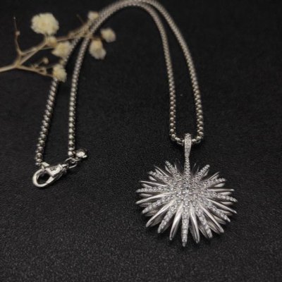 David Yurman 太阳花满天星项链。链条粗3Mm，长度50+5Cm或长度60+5Cm延迟链 编号Dyxl-006