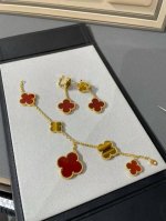 V金材质Vca黄金色不规则红玉髓虎眼石五花手链