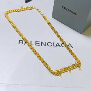 原单货新品 巴黎世家项链 Balenciaga 新款项链专柜一致 细节做工精细 每个细节流程到位 设计工艺精细 火爆款出货 设计独特 复古风格 巴黎世家项链