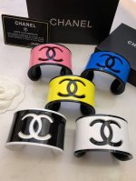 Chanel 香奈儿亚克力手镯Bracelet Jewelry 23Ss新款手镯 高级定制 精致小物件必备 一年四季都可配戴 细节中提升衣品 提升质感 优雅气质