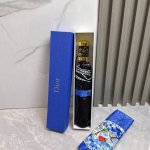 Dior 迪奥 夏季新款 全自动折叠晴雨伞 黑色涂层防晒有效阻隔紫外线99% Upf 50 所以能起到伞下体感降温的效果 有效隔热 高效防晒 一把搞定 超轻全吕