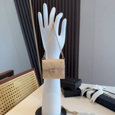 香奈儿Chanel经典C3耳机包通用款官网1:1耳机包 时尚迷你包包，配链条，蓝牙耳机包，包包挂件！尺寸：7.3X6.5X3Cm