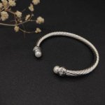 David Yurman 5Mm镶嵌石珍珠手镯 建议适合佩戴的手围15-20Cm 编号Dysz-059
