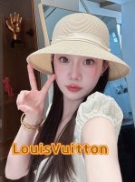 路易威登棒球帽 Louisvuitton渔夫帽夏季女士时尚千金风宽檐细编遮阳帽缎面珍珠轻量圆顶