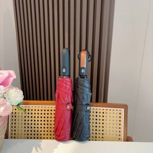 Ck 新款 暗纹字母 三折手开折叠晴雨伞 做工精细 气质 时尚 炒鸡好看 防紫外线 人手必备 配礼盒