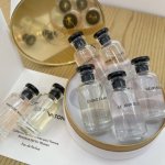 专柜品质 教师节送礼 Lv七龙珠相伴 中秋节的第一份好礼 lv七龙珠礼盒套装 限定款 限量发售 千万不要等到售罄了才追悔莫及 包含 10Ml风中玫瑰 Rosed