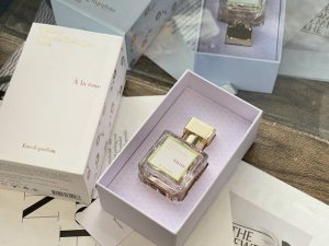 高端品质 弗朗西斯 库尔吉安玫瑰70Ml Maison Francis Kurkdjian A La Rose 2014 I La Rose 香调:花香调 前调