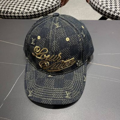 Lv路易威登新款原单棒球帽，1:1开模订制，时尚帅气质量超赞，基础头围56，贴片可调节。