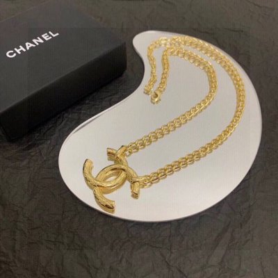 Chanel香奈儿 中古 双C项链原版复刻Logo 小香家的款式真心无需多介绍每一款都超好看，精致大方，非常显气质
