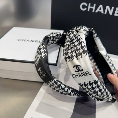 配包装盒 chanel 香奈儿 最新款小香发箍 超级好看 名媛范儿十足 小仙女必备