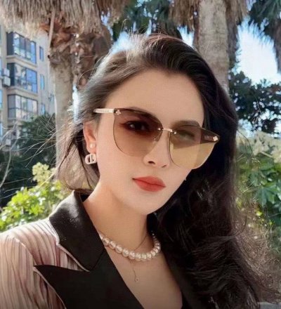 新款路易威登Lv女士墨镜高清尼龙镜片 经典Lv老花 复古风 时尚修脸 大牌范 时尚风 5150