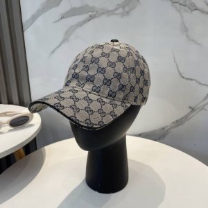 Gucci 古奇 经典原单棒球帽专柜1:1开模订制 最高版本 原版帆布轻盈透气 实物拍摄 四季百搭男女适用 基础头围56 贴片可调节