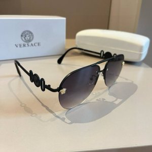 Versace范思哲欧美风时尚太阳镜，男女偏光镜，男款遮阳镜、修饰脸型的好搭档