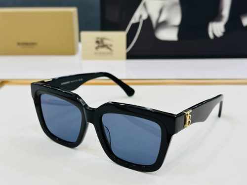 高品质Burberr* 巴家 Be4419 Size：54口18-145 女款太阳眼镜 L高品质 特色镜腿 P140