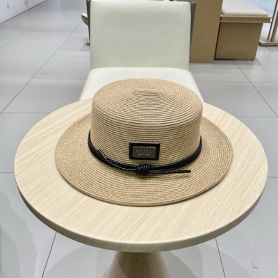prada普拉达赫本风平顶礼帽女夏出游度假法式草编太阳帽海边沙滩防晒遮阳草帽
