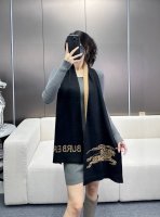 210 巴宝莉爆款上2024年最新秋冬新款！ 独家牛货 高端品质针织拼接围巾这种精品是市场上及其少见的，双色拼接针织毛线真是超极高端货只有这种大品牌才会拥有每色
