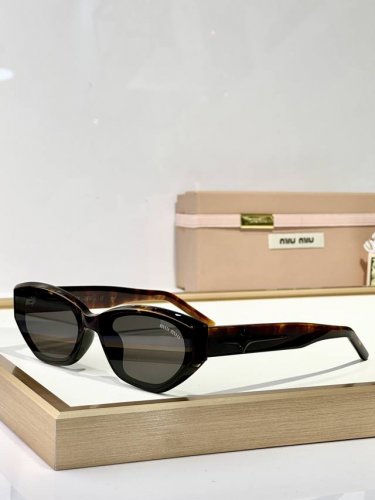Miumiu Mod:Smu52Ws Size:59口17-147