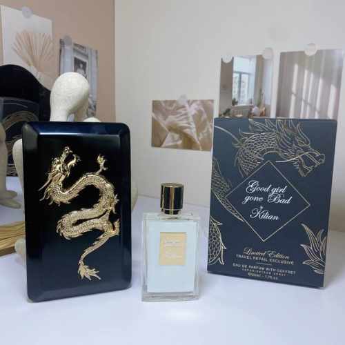 专柜品质 克利安香水专柜礼盒装金龙盒50Ml！味道：好女孩变坏。