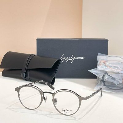 Yohji Yamamoto 山本耀司Model: 19-0077Size:49口22-145钛~~