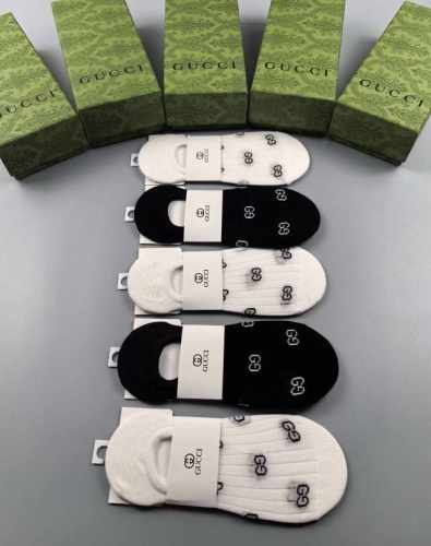 特 Gucci 古奇G家新品女款隐形袜子 一盒五双 提花经典标志，纯棉材质，超舒适超美腻大牌出街，潮人必备超好搭